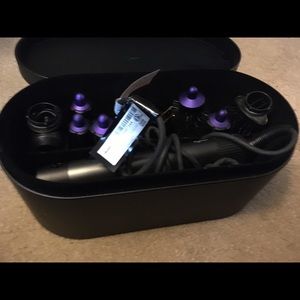 Airwrap purple with case. Barely used.